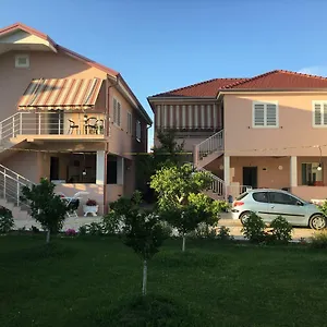 Vendégház Islami, Durrës
